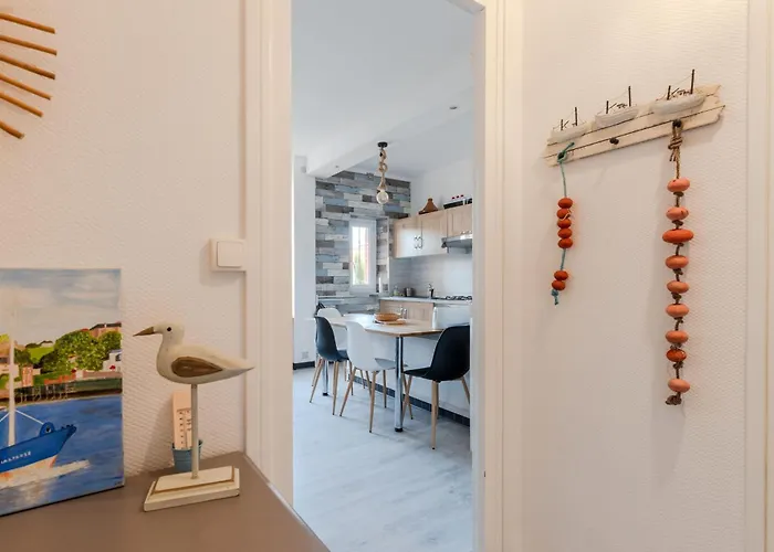 Apartment A 200m Du Chateau Et Du Port