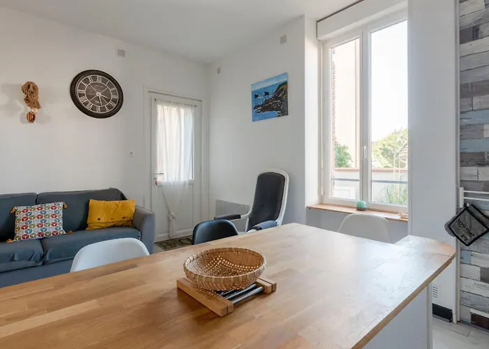 Apartment A 200m Du Chateau Et Du Port *